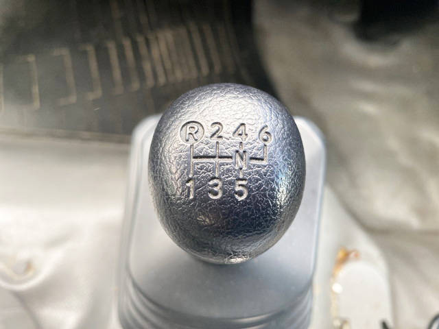 日野デュトロアルミバン小型（2t・3t）[写真35]