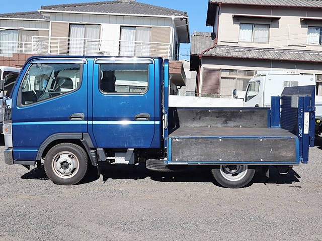 三菱ふそうキャンターガッツダブルキャブ（Wキャブ）小型（2t・3t）[写真12]