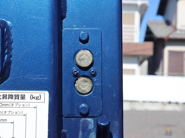 三菱ふそうキャンターガッツダブルキャブ（Wキャブ）小型（2t・3t）[写真13]