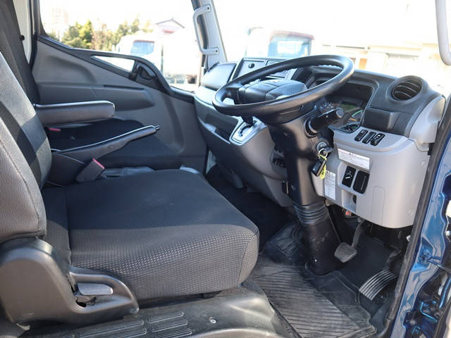 三菱ふそうキャンターガッツダブルキャブ（Wキャブ）小型（2t・3t）[写真22]