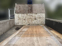 三菱ふそうキャンタークレーン3段小型（2t・3t）[写真10]