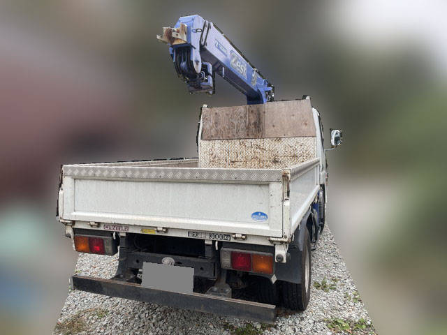 三菱ふそうキャンタークレーン3段小型（2t・3t）[写真04]