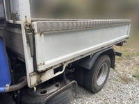 三菱ふそうキャンタークレーン3段小型（2t・3t）[写真06]