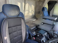 いすゞギガトレーラーヘッド（トラクターヘッド）大型（10t）[写真16]