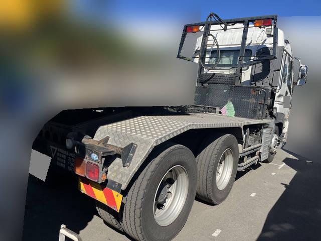 いすゞギガトレーラーヘッド（トラクターヘッド）大型（10t）[写真02]