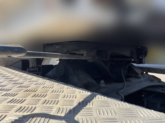 いすゞギガトレーラーヘッド（トラクターヘッド）大型（10t）[写真05]