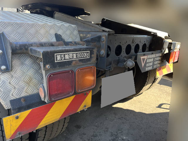 いすゞギガトレーラーヘッド（トラクターヘッド）大型（10t）[写真09]