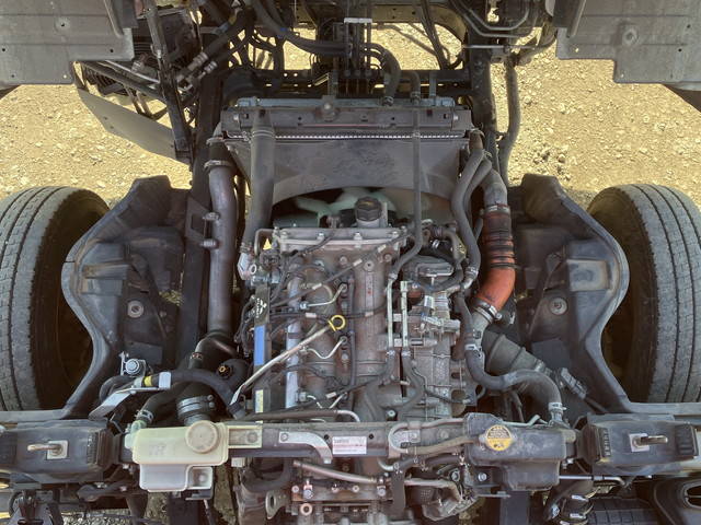 三菱ふそうキャンタークレーン4段小型（2t・3t）[写真24]