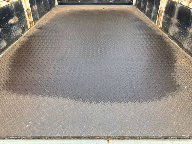 三菱ふそうキャンター平ボディ小型（2t・3t）[写真12]