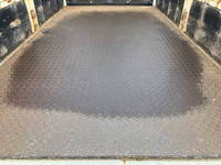 三菱ふそうキャンター平ボディ小型（2t・3t）[写真12]