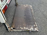 三菱ふそうキャンター平ボディ小型（2t・3t）[写真14]