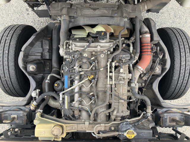 三菱ふそうキャンター平ボディ小型（2t・3t）[写真20]