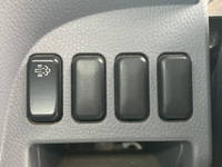 三菱ふそうキャンター平ボディ小型（2t・3t）[写真32]