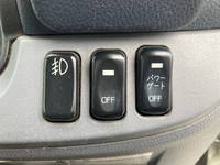 三菱ふそうキャンター平ボディ小型（2t・3t）[写真34]