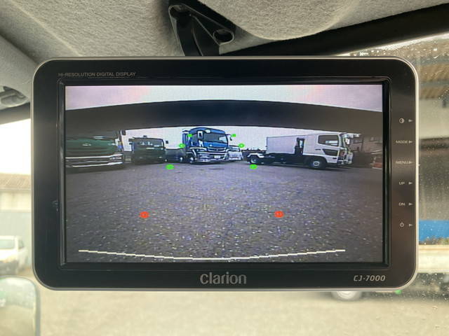 三菱ふそうキャンター平ボディ小型（2t・3t）[写真35]