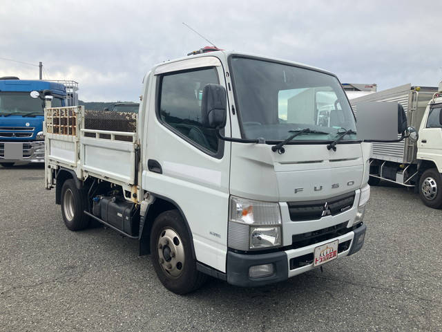 三菱ふそうキャンター平ボディ小型（2t・3t）[写真04]