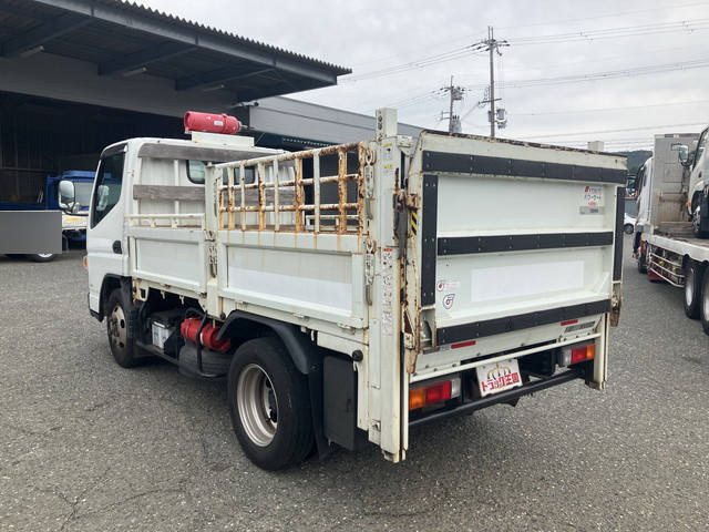 三菱ふそうキャンター平ボディ小型（2t・3t）[写真05]