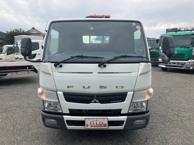 三菱ふそうキャンター平ボディ小型（2t・3t）[写真08]
