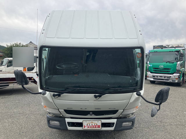 三菱ふそうキャンター平ボディ小型（2t・3t）[写真09]