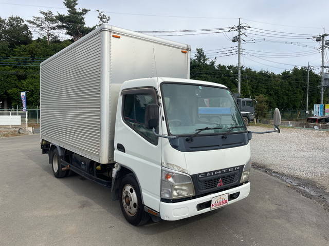 三菱ふそうキャンターアルミバン小型（2t・3t）[写真03]