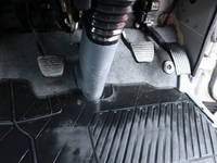 三菱ふそうキャンター平ボディ小型（2t・3t）[写真21]