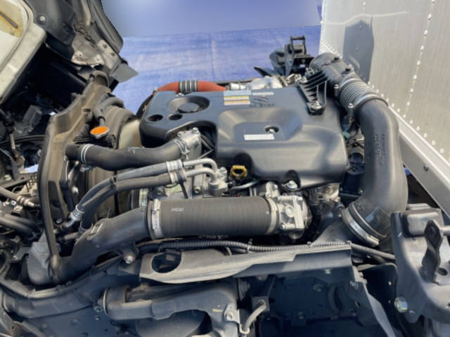 いすゞエルフアルミバン小型（2t・3t）[写真12]