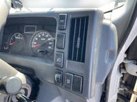 いすゞエルフアルミバン小型（2t・3t）[写真23]