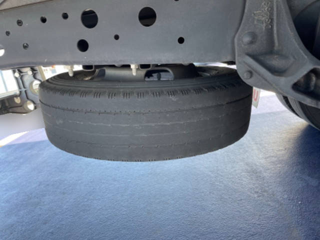 いすゞエルフアルミバン小型（2t・3t）[写真09]