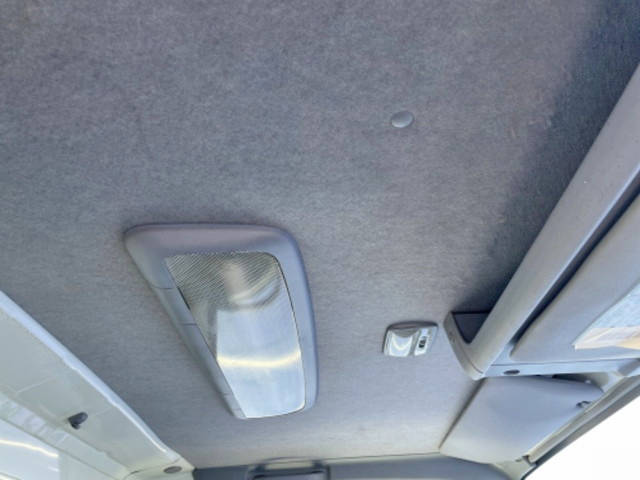 いすゞエルフアルミバン小型（2t・3t）[写真24]