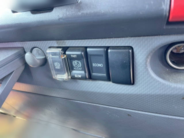 いすゞエルフアルミバン小型（2t・3t）[写真29]