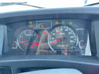 いすゞエルフアルミバン小型（2t・3t）[写真31]