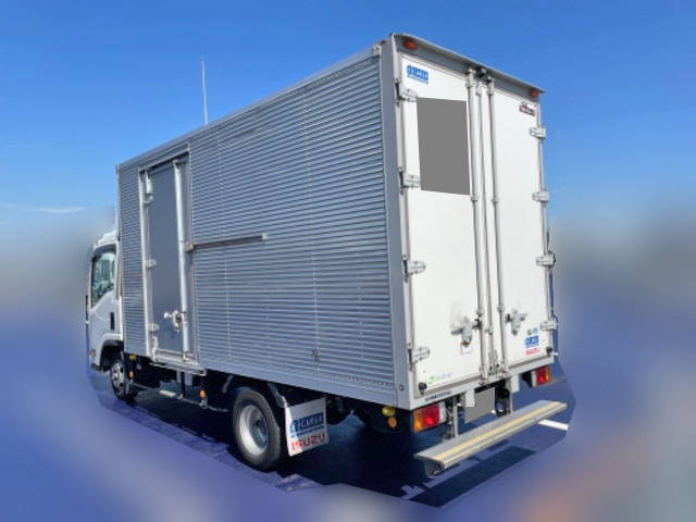 いすゞエルフアルミバン小型（2t・3t）[写真04]