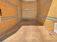 いすゞエルフアルミバン小型（2t・3t）[写真06]