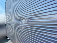 いすゞエルフアルミバン小型（2t・3t）[写真09]