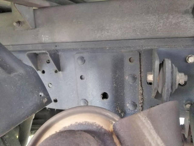 いすゞエルフアルミバン小型（2t・3t）[写真15]