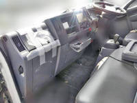 いすゞエルフアルミバン小型（2t・3t）[写真20]