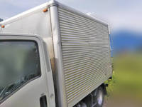 いすゞエルフアルミバン小型（2t・3t）[写真04]