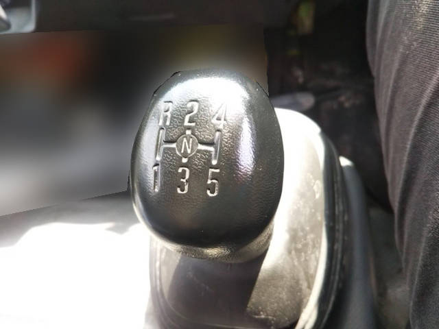 いすゞエルフアルミバン小型（2t・3t）[写真18]