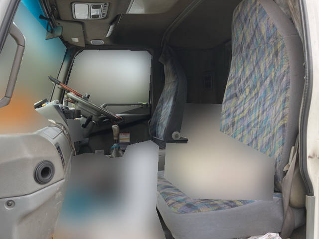 三菱ふそうファイターセルフクレーン3段増トン（6t・8t）[写真25]