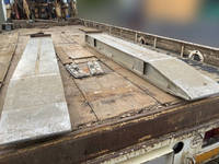 三菱ふそうファイターセルフクレーン3段増トン（6t・8t）[写真05]