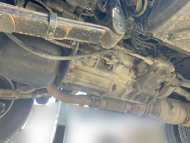 三菱ふそうキャンター穴掘建柱車小型（2t・3t）[写真26]