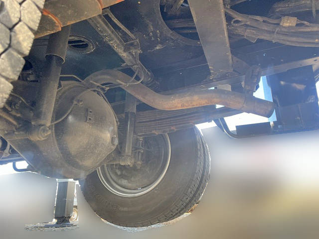 三菱ふそうキャンター穴掘建柱車小型（2t・3t）[写真28]