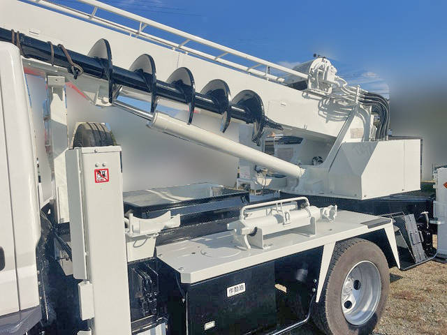 三菱ふそうキャンター穴掘建柱車小型（2t・3t）[写真07]