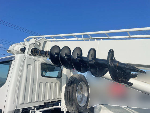 三菱ふそうキャンター穴掘建柱車小型（2t・3t）[写真09]