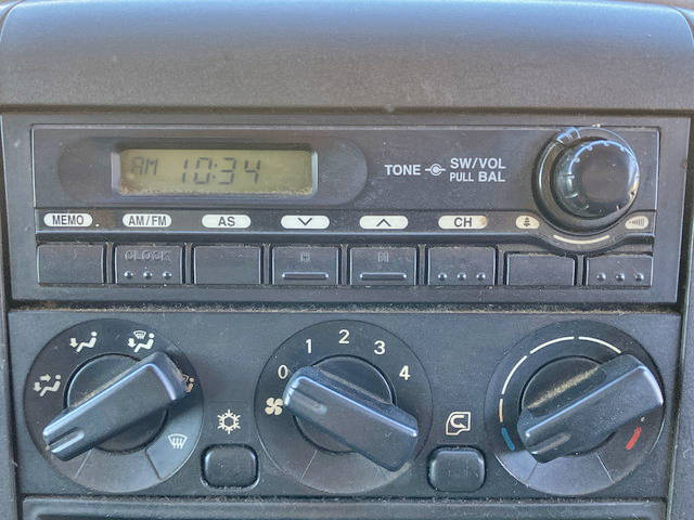 三菱ふそうキャンターガッツアルミバン小型（2t・3t）[写真35]