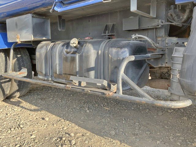 いすゞエルフパッカー車（塵芥車）小型（2t・3t）[写真21]