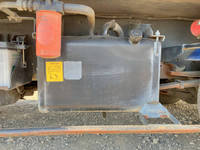 いすゞエルフパッカー車（塵芥車）小型（2t・3t）[写真24]