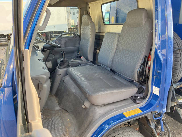 いすゞエルフパッカー車（塵芥車）小型（2t・3t）[写真32]