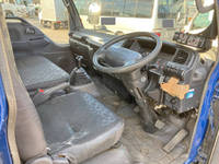 いすゞエルフパッカー車（塵芥車）小型（2t・3t）[写真34]