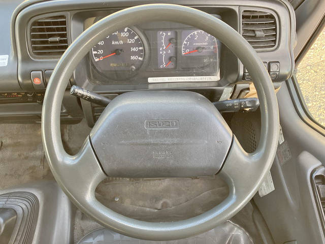 いすゞエルフパッカー車（塵芥車）小型（2t・3t）[写真36]